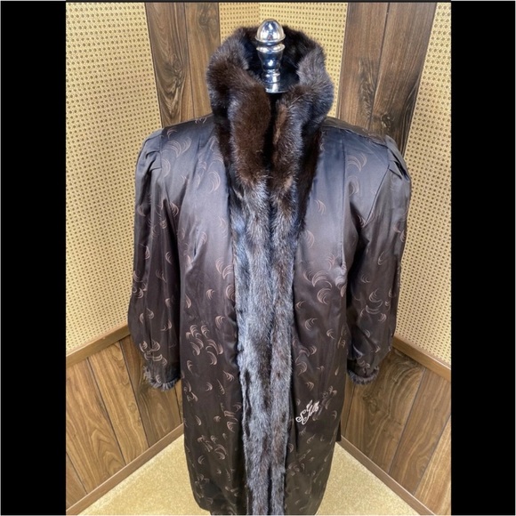 VINTAGE TIBOR FURS FULL LENGTH REAL BLACK MINK FUR COAT - Sized(4-6) - Picture 12 of 12